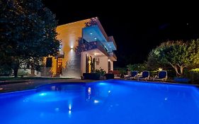 Apartments Lovic
